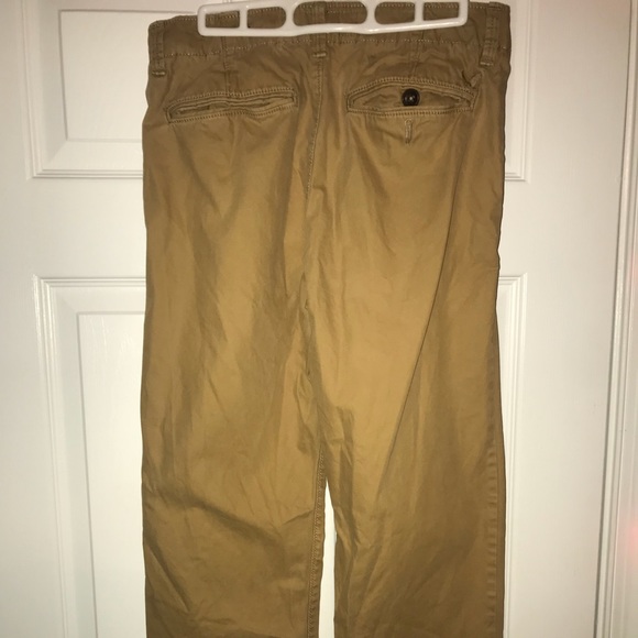 American Eagle Men’s Khakis - Picture 2 of 2